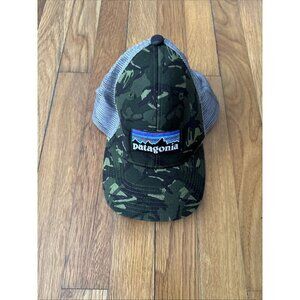 Patagonia Trucker Boys Hat Green Camo Snapback Mesh Cap Hat Size: All